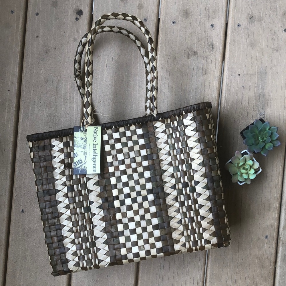 NWT Hawaiian Palm Leaf Bag